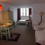 Studio Lumineux, Coeur De Ville